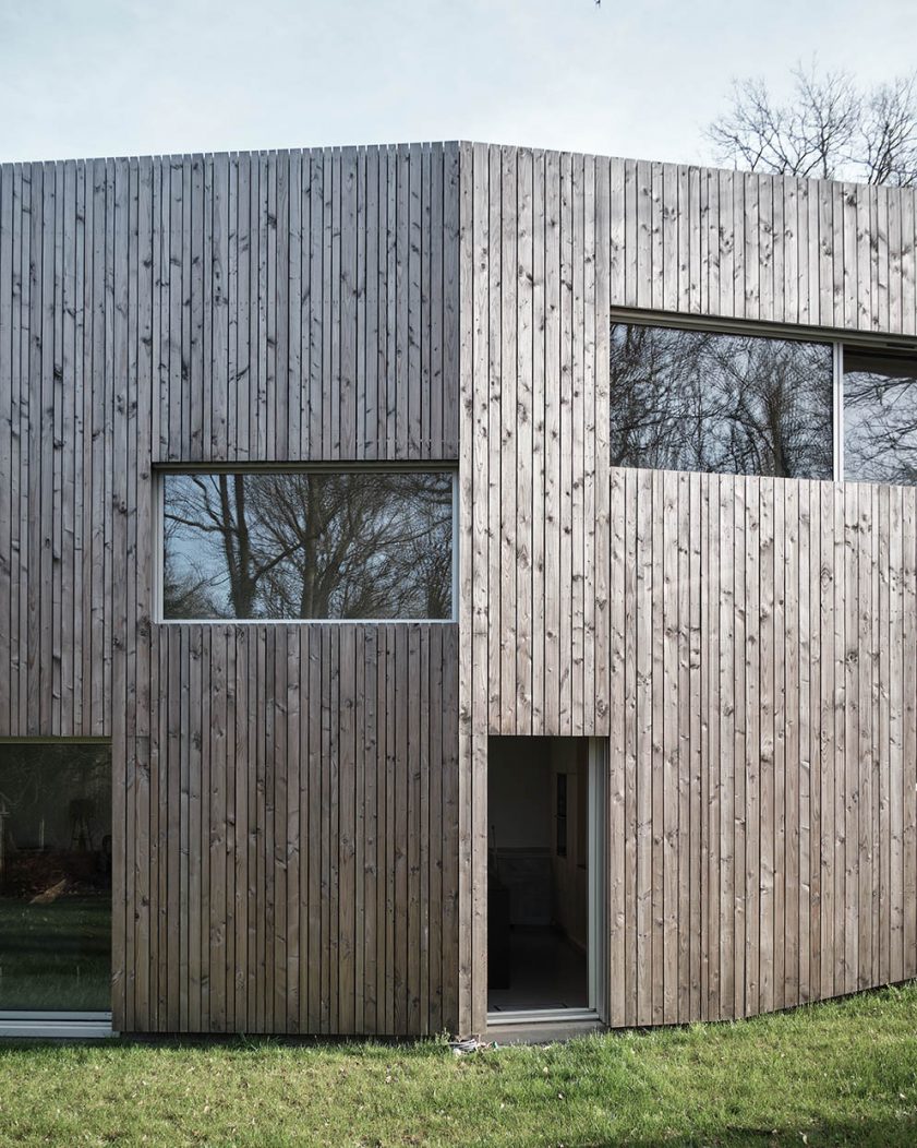 Bardage douglas et menuiseries aluminium