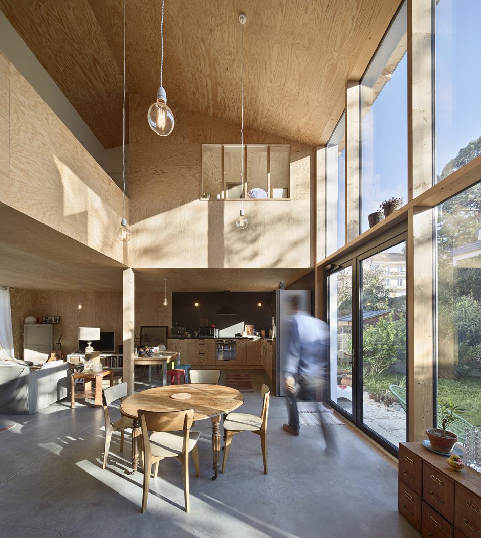 Mur rideau et parement contreplaqué pin des landes