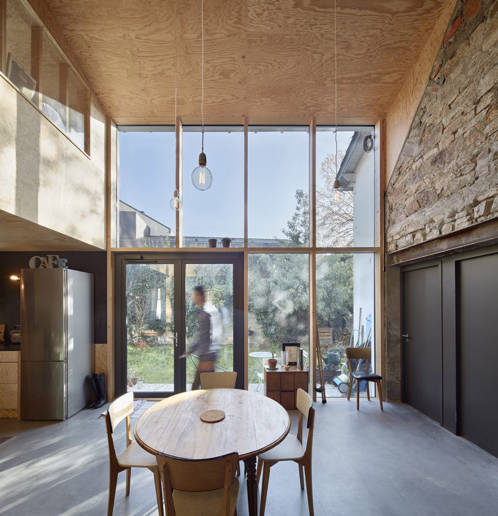 Mur rideau et parement contreplaqué pin des landes