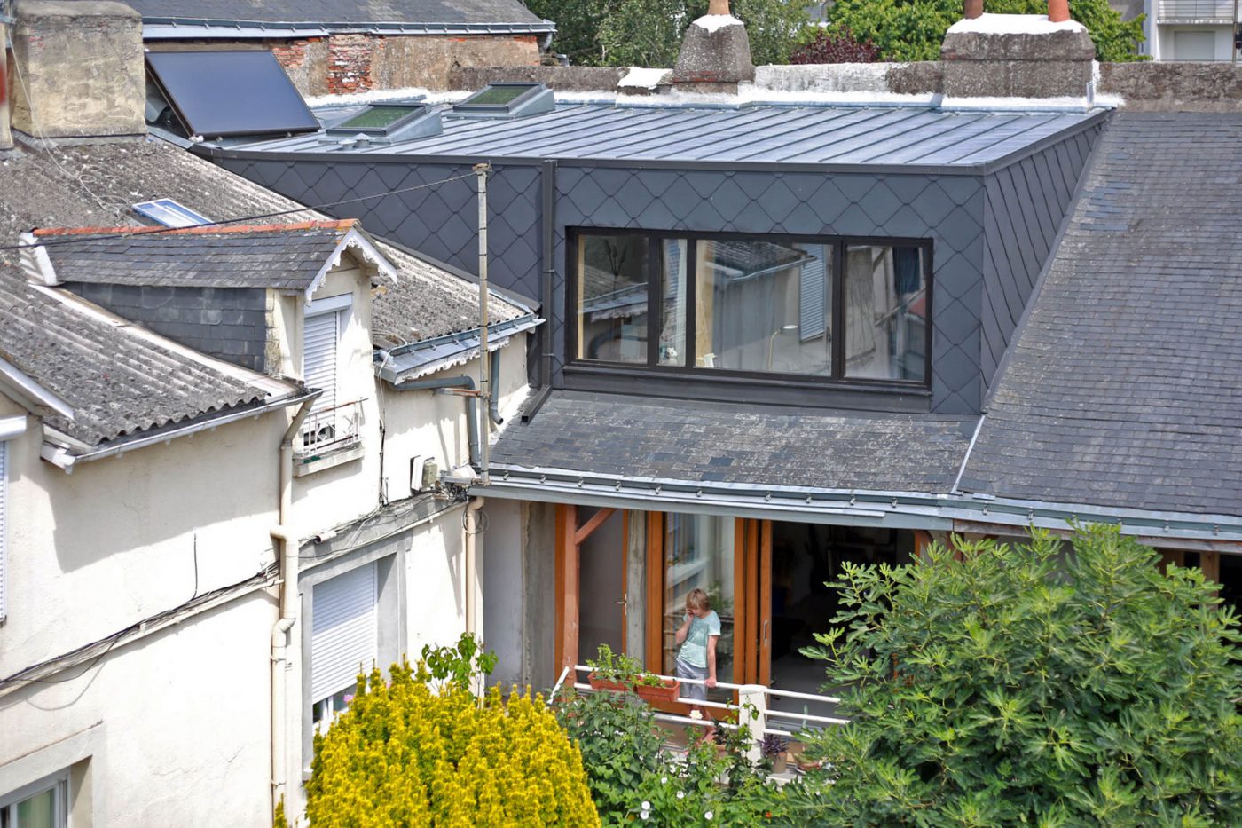 Surélévation bois et toiture zinc à Nantes