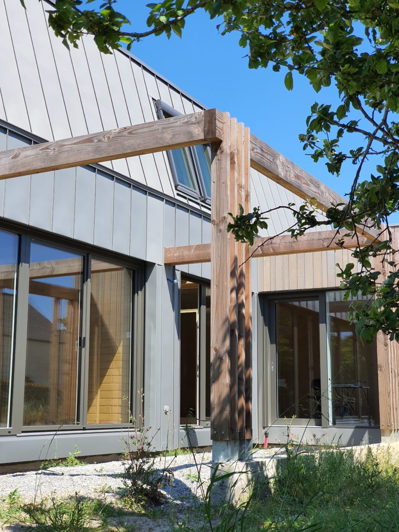 Maison passive et pergola en bois